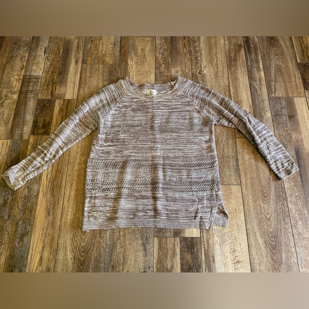 St John’s Bay Women’s sweater. Brown and white. Size Xl